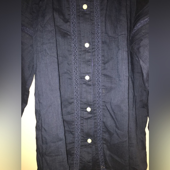 GAP Relaxed Button-Front Lace Top - NWT - Picture 5 of 7